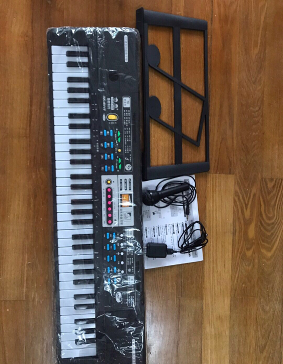 金色年代多功能音乐电子琴，100元转，全新...