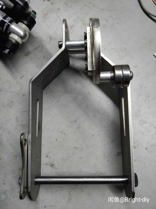 求购迪卡侬电动滑板车t7后摇臂