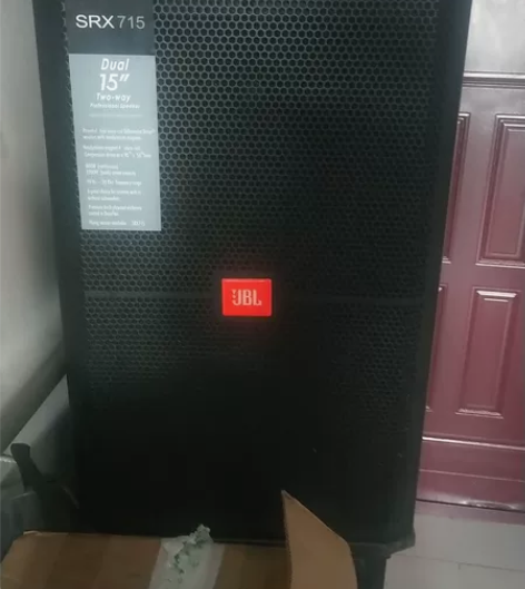 JBL单 15寸音响一对出售音质很好低音1...