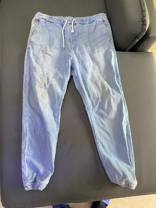 Bershka男士牛仔裤 38码 xl号