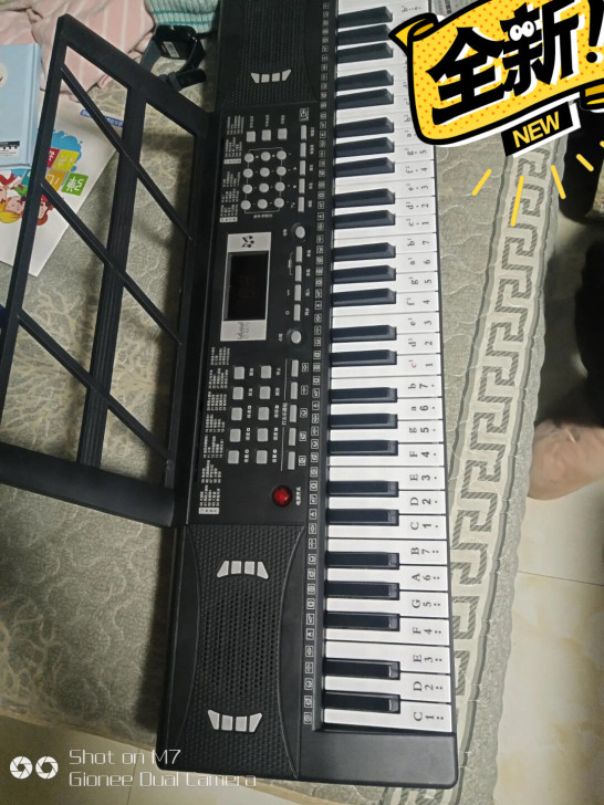 全新包邮低价出！！61键幼师多功能电子琴初...