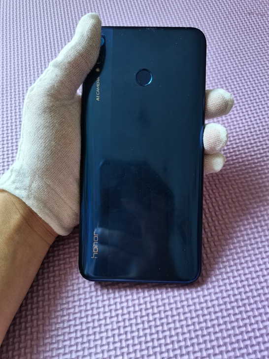 荣耀8xmax 4+128成色好，功能全好