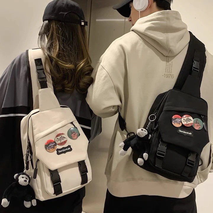 男士女士斜挎包ins潮牌小挎包休闲学生单肩...