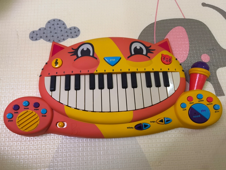 Btoys比乐大嘴猫琴电子琴，在实体店购买...