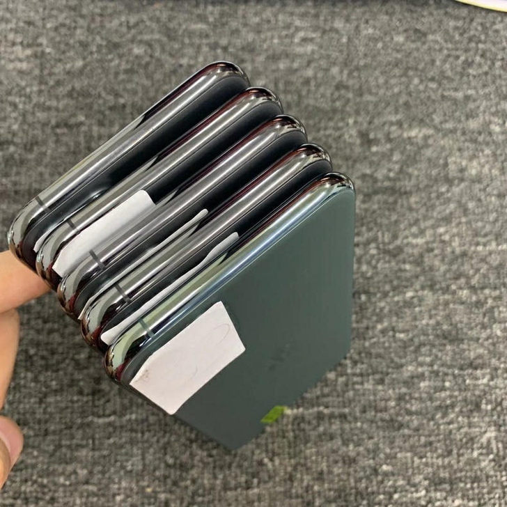 苹果11ProMax原装正品 送充电器 爱...