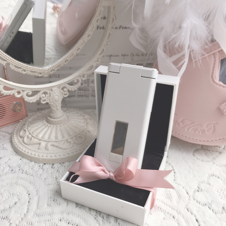 日本翻盖手机夏普sh009 白色