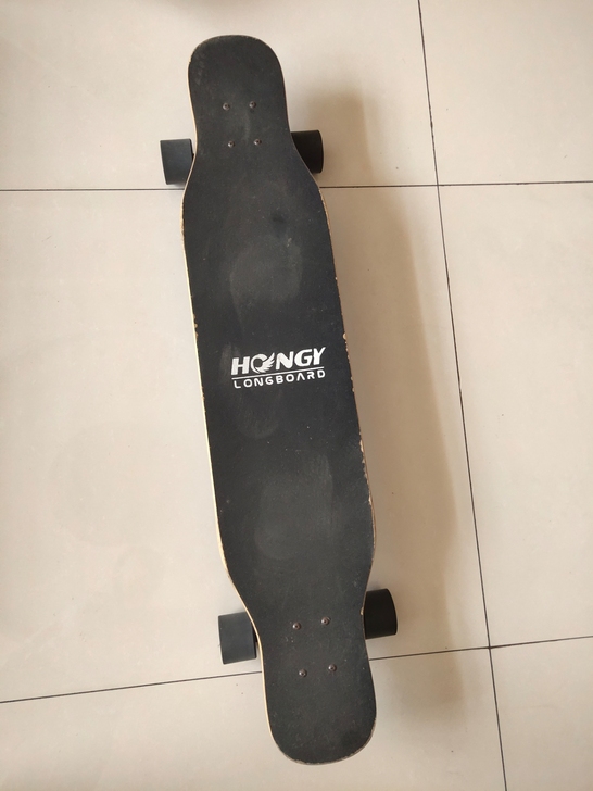 滑板非专业，当时买来代步的现在有车用不到