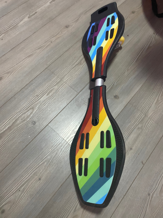 滑板 扭扭滑板 全新