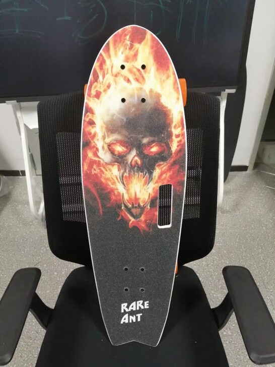 特价浪神陆地冲浪板，690一张，每个版画只...