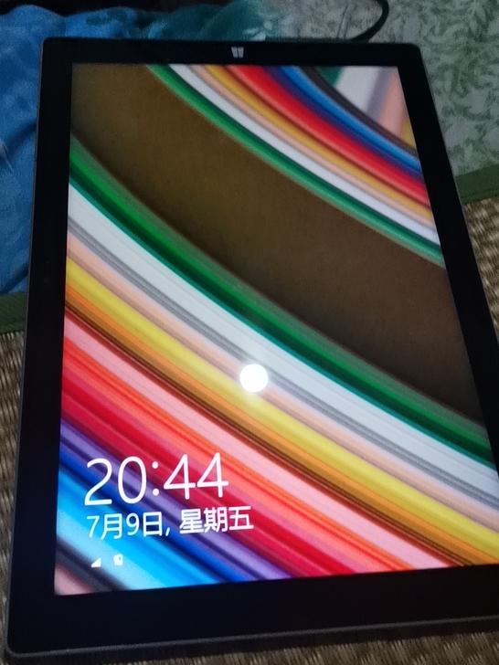 微软平板，1631，有密码，电源线破了64G