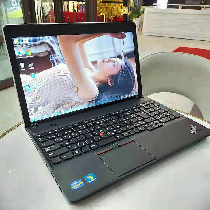 低价出售女生自用联想笔记本电脑  i7  ...