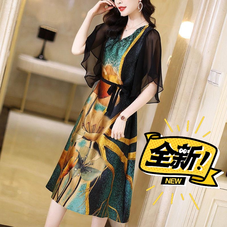 【限时特价】法式复古V领连衣裙女2021夏...