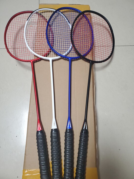 一手全新羽毛球拍全碳素一体超轻男女通用训练...