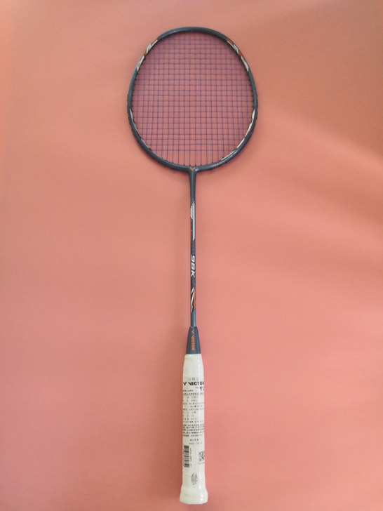 胜利羽毛球拍全碳素神速90k实体结业，千元...