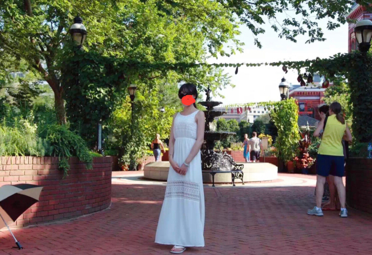 白色雪纺蕾丝镂空连衣长裙