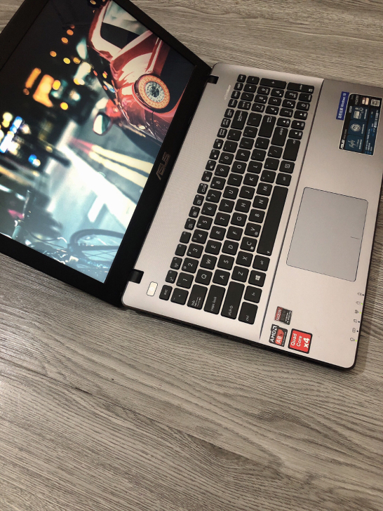 独显四核华硕15寸二手笔记本电脑超薄高配轻...