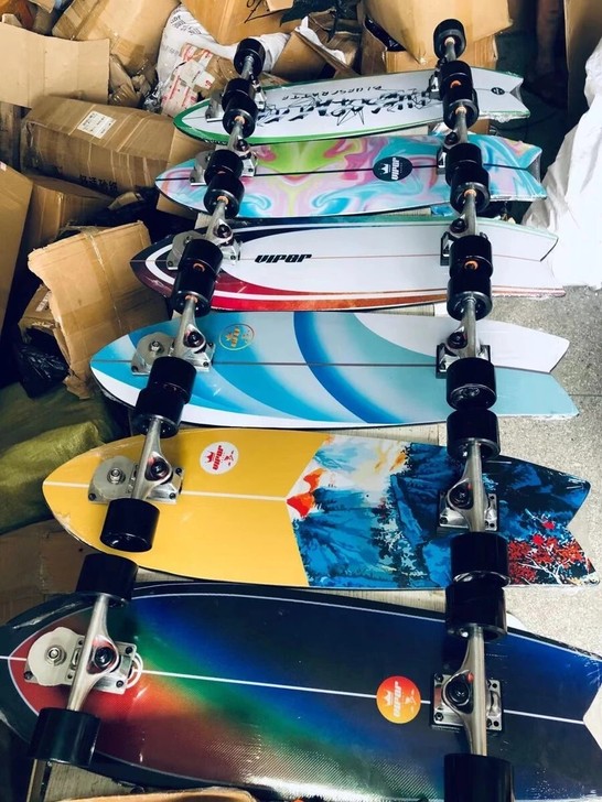 陆地冲浪板，全加枫板面  S7弹簧桥PU轮...