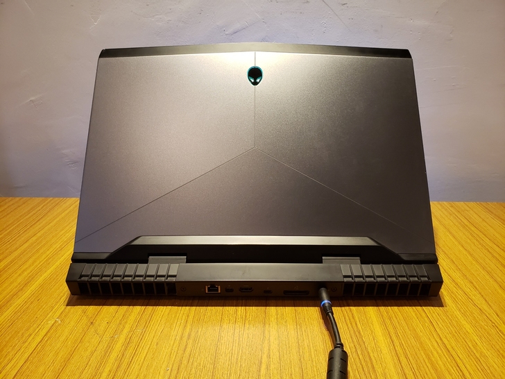 外星人17r4 4k分辨率 gtx1070...