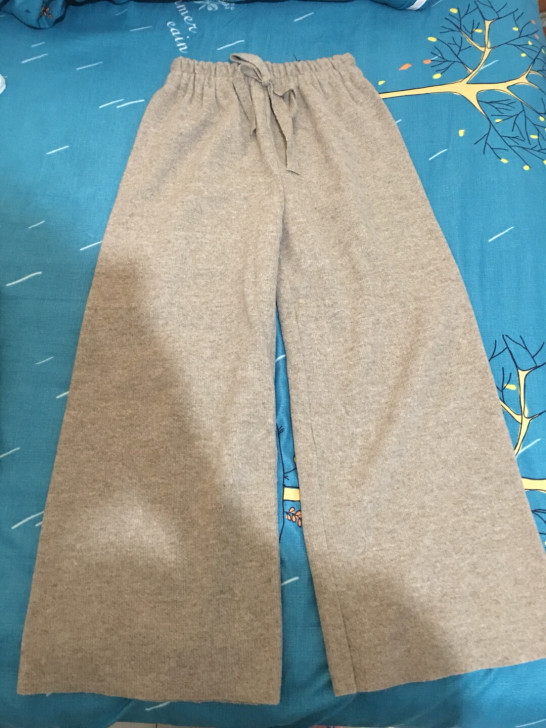 全部10块钱，有全新的有穿过一次的，加绒皮...