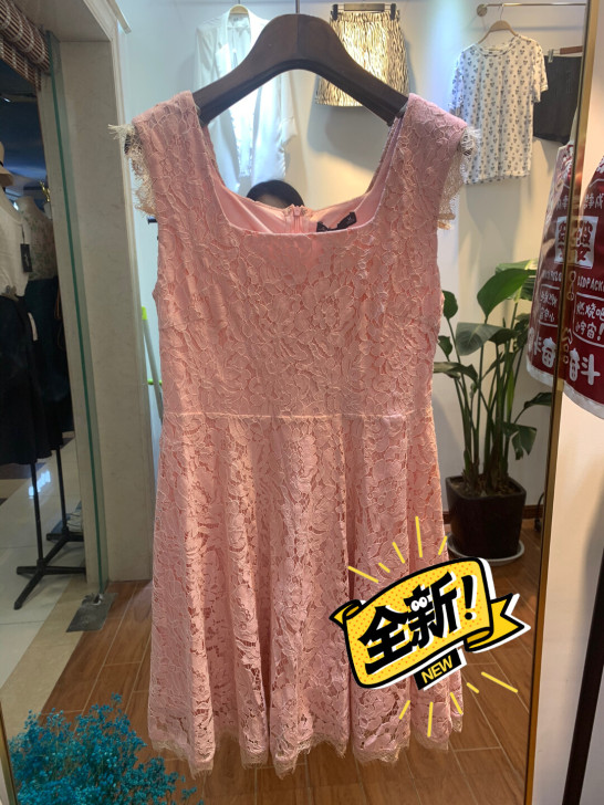 蕾丝连衣裙特价秒杀