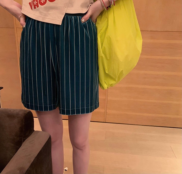 MOAN 竖条纹短裤女 休闲百搭潮流款