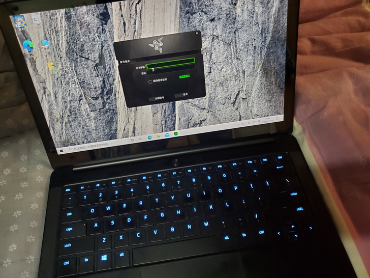 雷蛇13 潜行版stealth 8550u