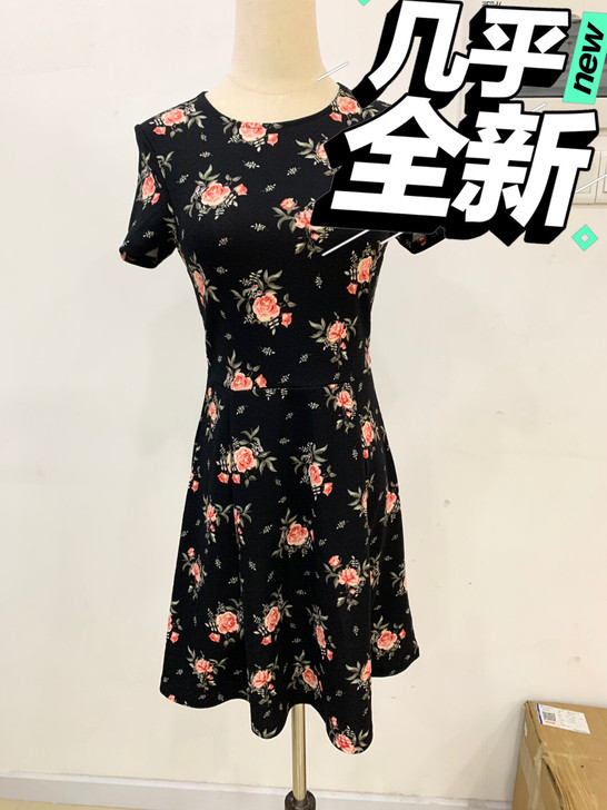 H##amp；amp；M 精品 花朵短袖连...