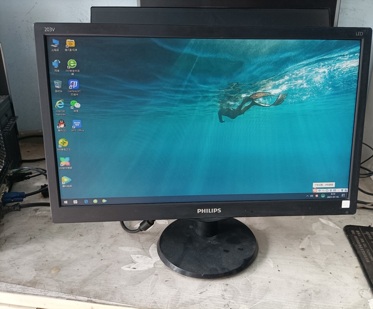 显示器二手，19寸联想无拆无修，20寸飞利...