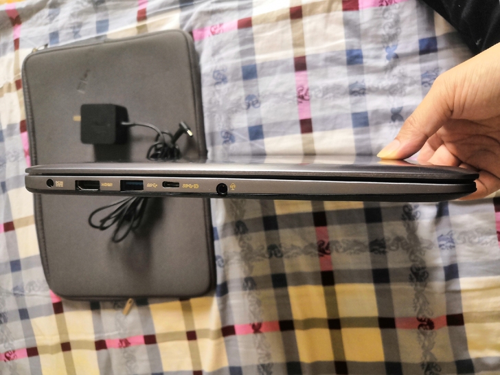 华硕笔记本电脑