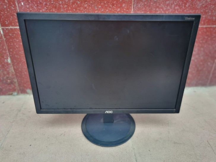 冠捷AOC 20寸LED显示器效果很好，喜...