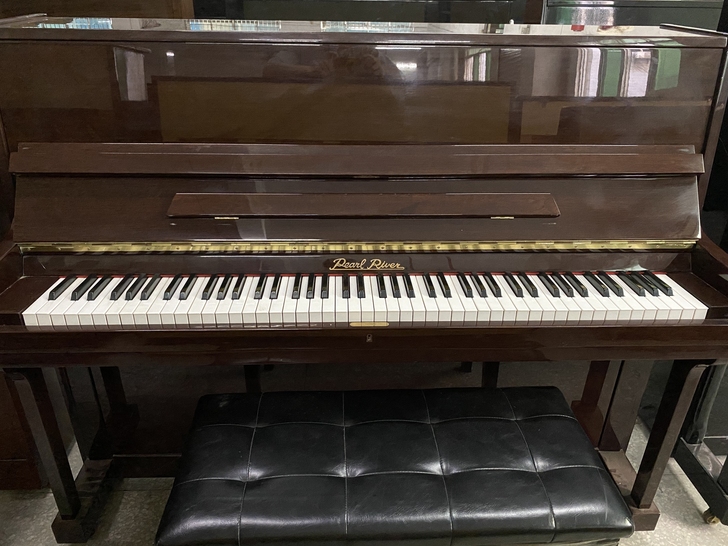 出一台珠江115钢琴家用的，很少用，保养得...