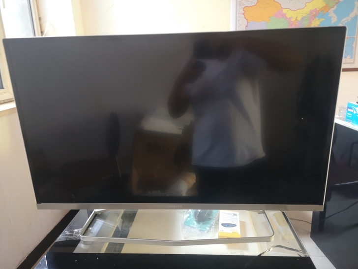 飞利浦32寸显示器DVI VGA  没有H...