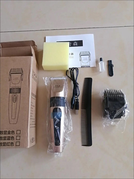 全新清仓处理电动推子理发师用充电式静音理发...