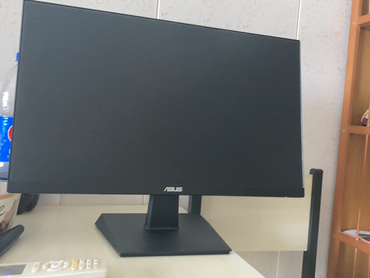 24华硕显示器，九成新！需要的联系！