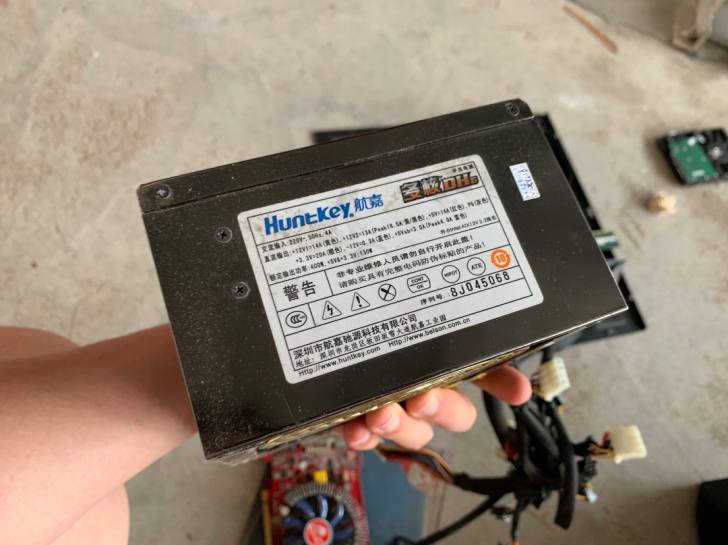 自用一手航嘉电源