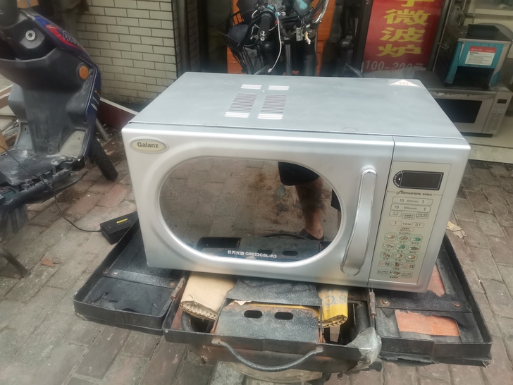 二手微波炉家用！微波炉功能很多！东西结实！...