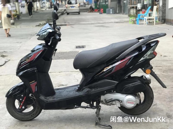 需要一辆踏板车 600