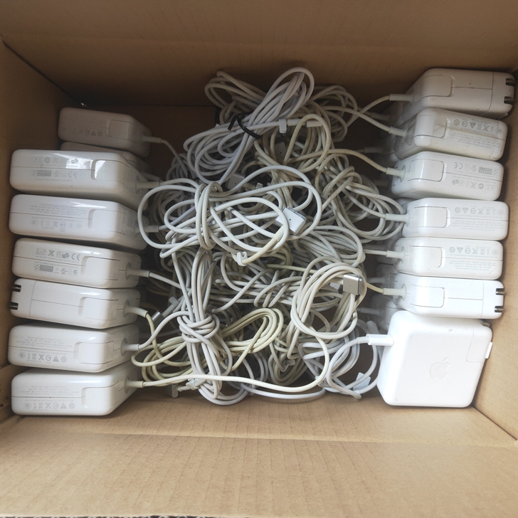 二手原装 苹果电脑电源45W 60W 85...