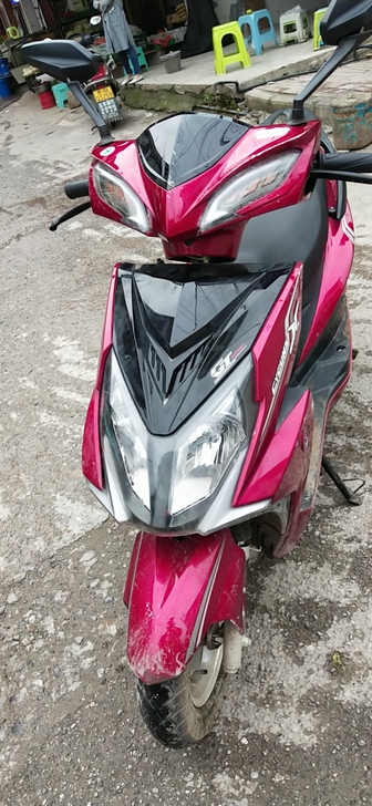 125踏板车低价出售不议价