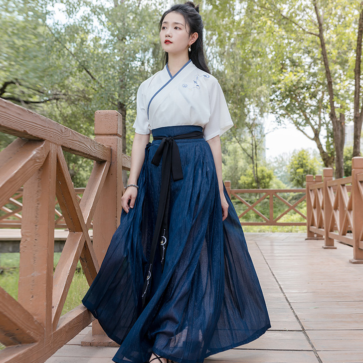 重回汉唐  民族装舞台装  仅孩子幼儿园表...