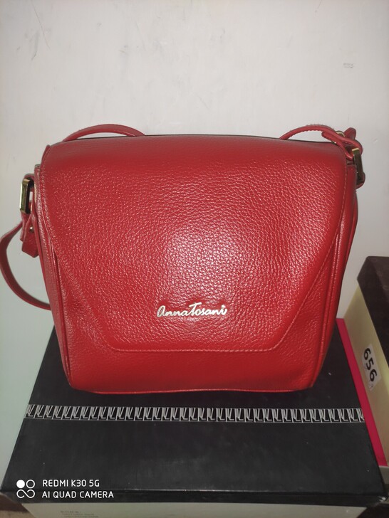品牌头层牛皮包正品annatisani进口...