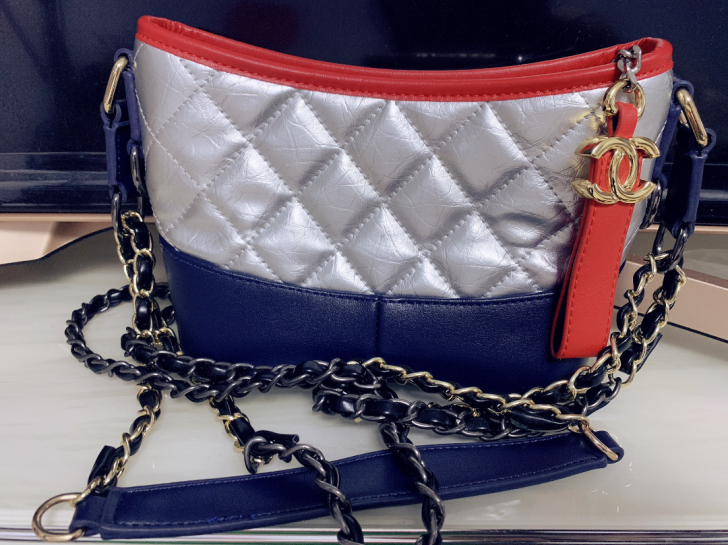 真皮斜挎包真皮斜挎包，120不包邮售出不退...