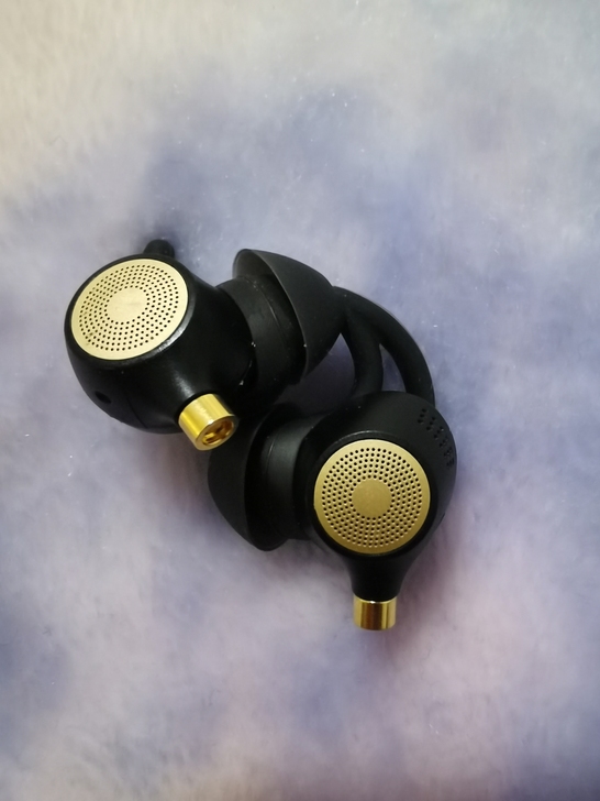 BOSE-QC30圈铁四单元耳机!金色黑色...