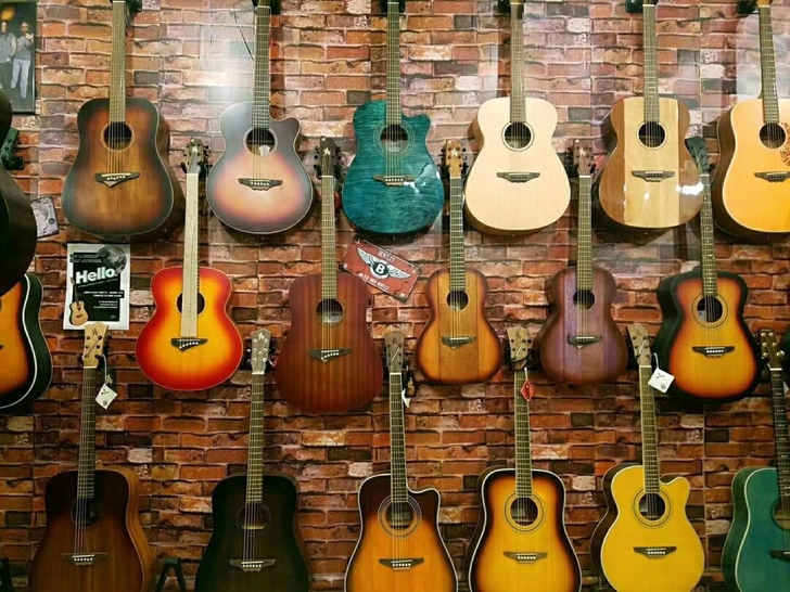 【全新】吉他琴行不干了 亏本包邮出全新未拆...