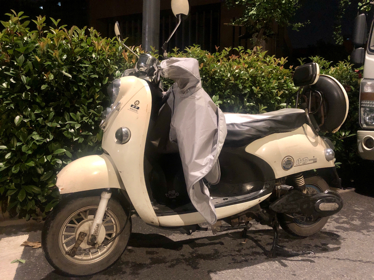 小刀小龟王电动车 60V20A 带南京白...