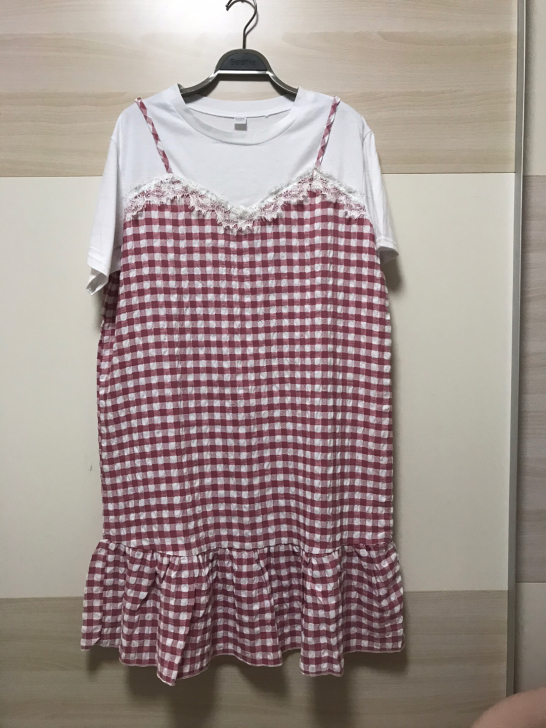 假两件连衣裙 肩宽43cm 胸围106cm...
