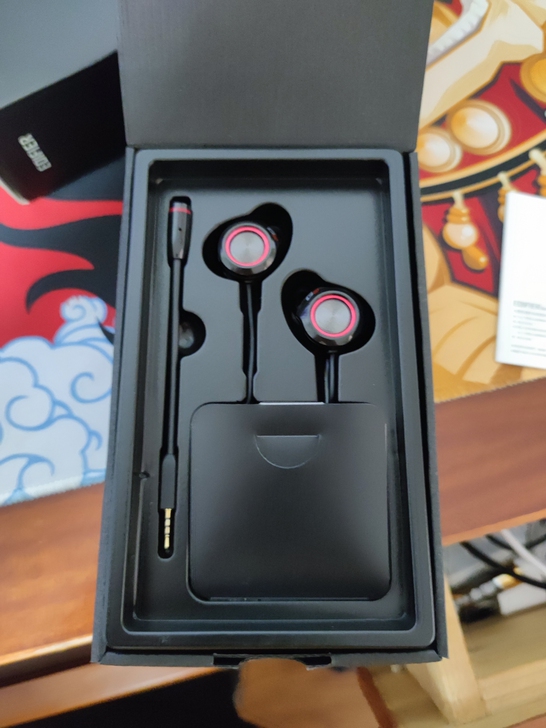 漫步者入耳式游戏耳机Hecate GM450