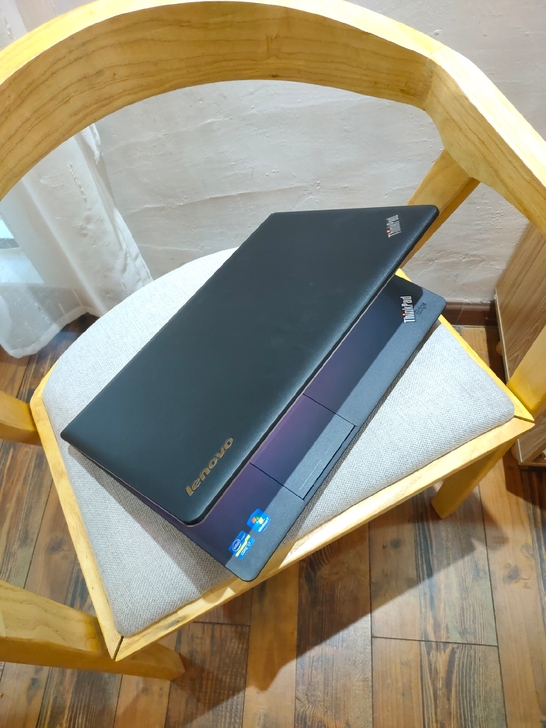 联想ThomkPad笔记本电脑，用于办公学...