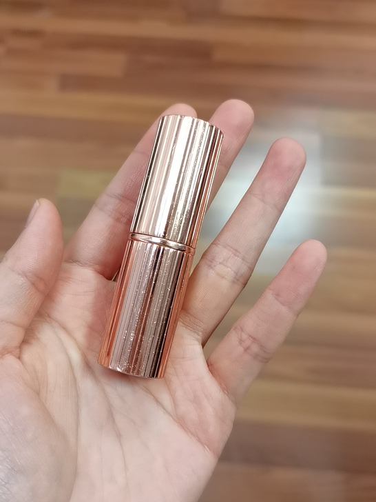 ct口红 super sexy 日期确实不...