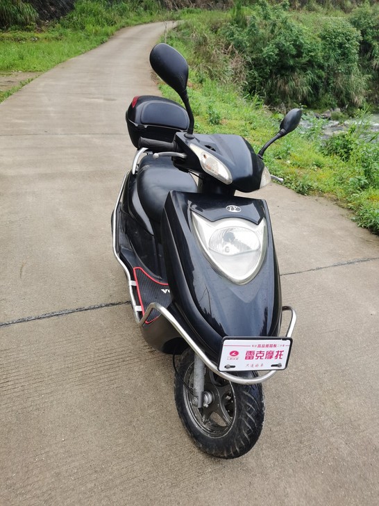 125踏板摩托车转让